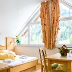 Hotel Gell 3*