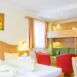 Gell Hotel Tweng
