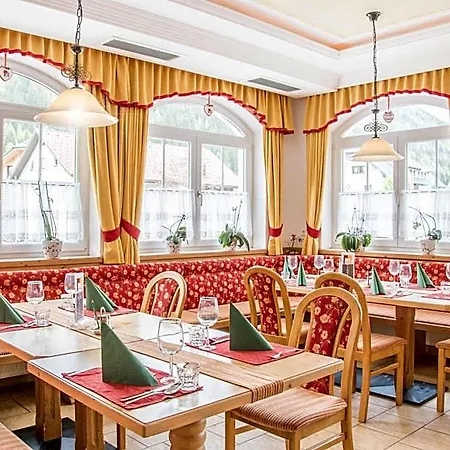 Gell Hotel