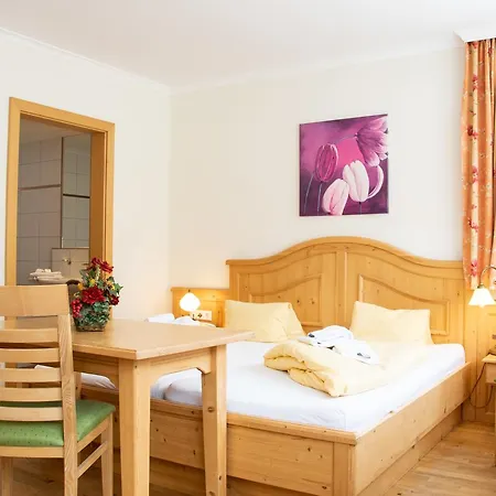 Hotel Gell 3*