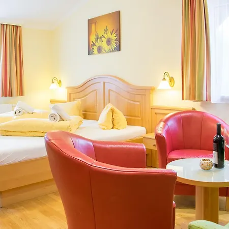 Gell Hotel 3*